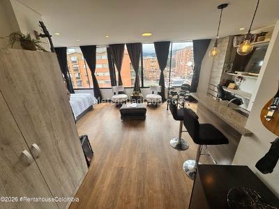 Apartaestudio en venta en Cedritos, Bogotá, 39 m² · foto 2 de 20