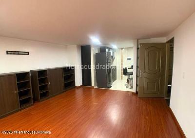 Apartaestudio en venta en Alfonso Lopez, Bogotá, 26 m² · foto 6 de 18