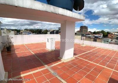 Apartaestudio en venta en Alfonso Lopez, Bogotá, 26 m² · foto 16 de 18