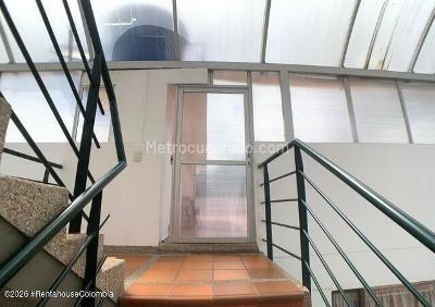 Apartaestudio en venta en Alfonso Lopez, Bogotá, 26 m² · foto 15 de 18