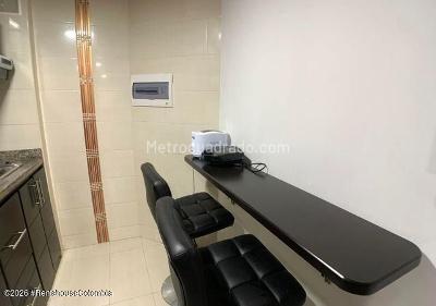 Apartaestudio en venta en Alfonso Lopez, Bogotá, 26 m² · foto 12 de 18