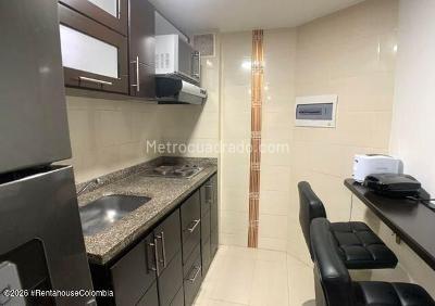 Apartaestudio en venta en Alfonso Lopez, Bogotá, 26 m² · foto 11 de 18