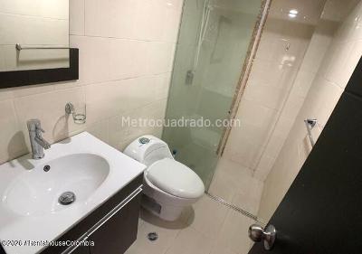 Apartaestudio en venta en Alfonso Lopez, Bogotá, 26 m² · foto 10 de 18