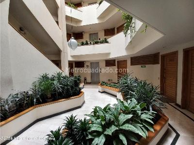 Apartamento en venta en Santa Barbara Oriental, Bogotá · foto 2 de 20
