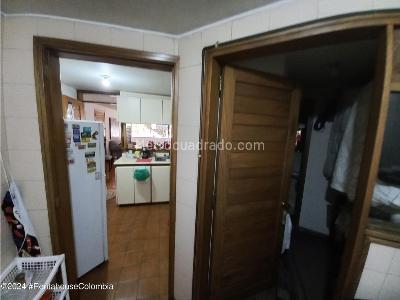 Apartamento en venta en Santa Barbara Oriental, Bogotá · foto 9 de 20