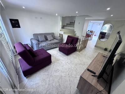 Casa en venta en Villas De Granada, Bogotá · foto 2 de 20