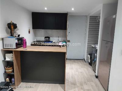 Apartamento en venta en Ciudad Hayuelos, Bogotá · foto 2 de 9
