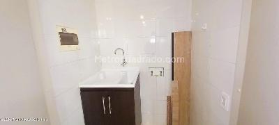 Apartamento en venta en Alhambra, Bogotá · foto 8 de 20