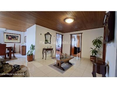 Apartamento en venta en Campin Occidental, Bogotá · foto 8 de 15