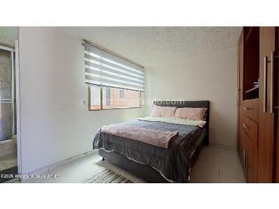 Apartamento en venta en Santa Teresa, Bogotá · foto 2 de 18