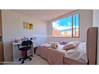 Apartamento en venta en Santa Teresa, Bogotá · foto 7 de 18