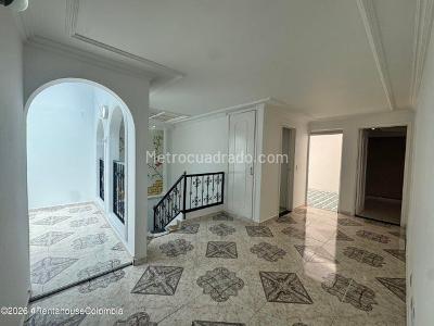 Casa de 4 alcobas en venta en Modelia, Bogotá, 183 m² · foto 9 de 17