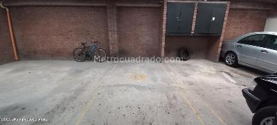 Apartaestudio en venta en Cedritos Acacias, Bogotá, 39 m² · foto 17 de 20