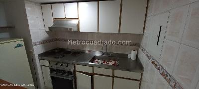 Apartaestudio en venta en Cedritos Acacias, Bogotá, 39 m² · foto 8 de 20
