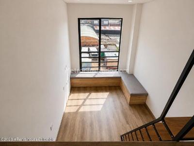 Apartaestudio en venta en Paris, Bogotá, 19 m² · foto 7 de 9