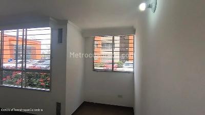 Apartamento de 2 alcobas en venta en Tierra Buena, Bogotá, 43 m² · foto 9 de 14