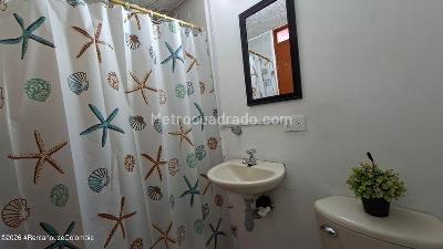 Apartamento en venta en Santa Teresa Calle 168, Bogotá · foto 13 de 19