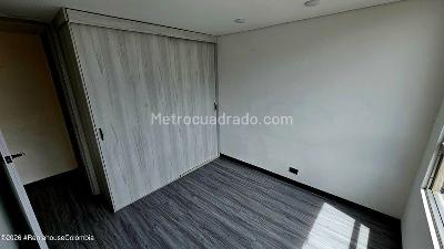 Apartamento de 1 alcoba en venta en El Redil Orquideas, Bogotá, 29 m² · foto 7 de 14