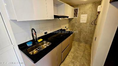 Apartamento de 1 alcoba en venta en El Redil Orquideas, Bogotá, 29 m² · foto 5 de 14