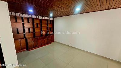 Apartamento de 2 alcobas en venta en Los Andes, Bogotá, 71 m² · foto 6 de 15