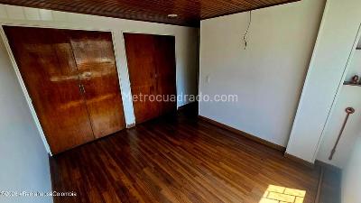 Apartamento de 2 alcobas en venta en Los Andes, Bogotá, 71 m² · foto 11 de 15