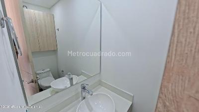 Apartamento de 1 alcoba en venta en Cedritos, Bogotá, 46 m² · foto 7 de 20