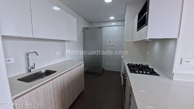 Apartamento de 1 alcoba en venta en Cedritos, Bogotá, 46 m² · foto 3 de 20