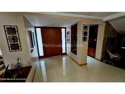 Casa de 4 alcobas en arriendo en Centro Historico, Mosquera, 350 m² · foto 2 de 20