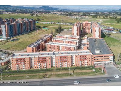 Apartamento en venta en La Toscana, Zipaquirá · foto 2 de 20