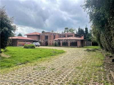 Casa de 4 alcobas en venta en Bojaca, Chía, 650 m² · foto 3 de 20