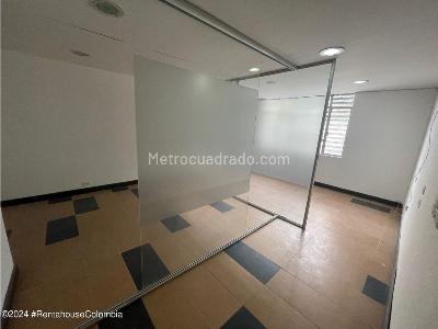 Casa de 5 alcobas en venta en Santa Barbara, Bogotá, 260 m² · foto 15 de 20