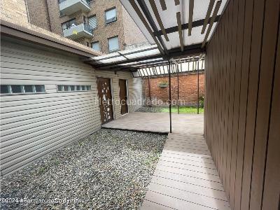 Casa de 5 alcobas en venta en Santa Barbara, Bogotá, 260 m² · foto 18 de 20