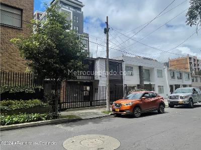 Casa de 5 alcobas en venta en Santa Barbara, Bogotá, 260 m² · foto 5 de 20