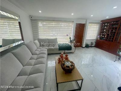 Casa en venta en 20 De Julio, Chía · foto 3 de 20