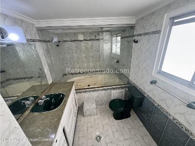 Casa de 2 alcobas en venta en Bosque De Modelia, Bogotá, 182 m² · foto 16 de 20