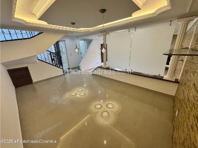 Casa de 2 alcobas en venta en Bosque De Modelia, Bogotá, 182 m² · foto 3 de 20