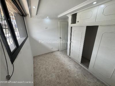 Casa de 2 alcobas en venta en Bosque De Modelia, Bogotá, 182 m² · foto 6 de 20