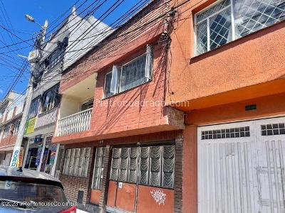 Casa de 3 alcobas en venta en Simon Bolivar, Bogotá, 118 m² · foto 17 de 18