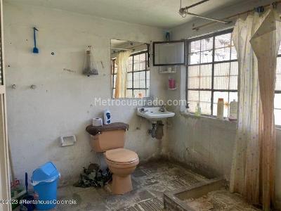 Casa de 3 alcobas en venta en Simon Bolivar, Bogotá, 118 m² · foto 14 de 18