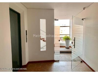 Apartaestudio en venta en Chico Navarra, Bogotá, 40 m² · foto 4 de 20