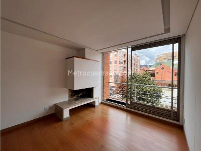 Apartaestudio en venta en Chico Navarra, Bogotá, 40 m² · foto 12 de 20