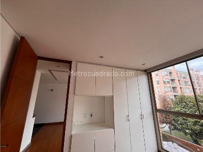 Apartaestudio en venta en Chico Navarra, Bogotá, 40 m² · foto 15 de 20