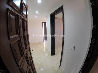 Apartamento en venta en San Patricio, Bogotá · foto 3 de 20
