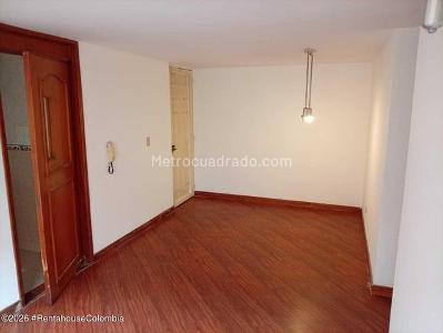 Apartamento de 3 alcobas en venta en Caobo Zalazar, Bogotá, 54 m² · foto 16 de 17
