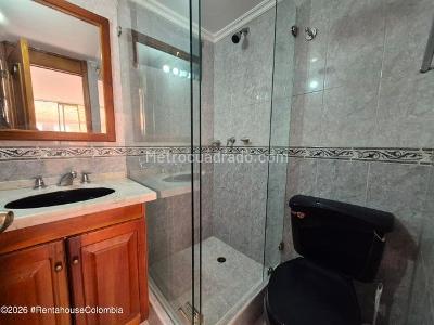 Apartamento de 3 alcobas en venta en Caobo Zalazar, Bogotá, 54 m² · foto 7 de 17