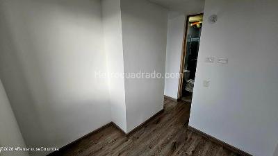 Apartamento en venta en Usatama, Bogotá · foto 10 de 13
