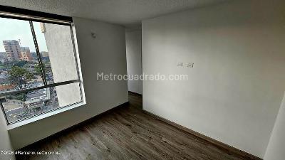 Apartamento en venta en Usatama, Bogotá · foto 9 de 13