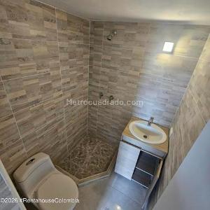 Apartamento de 1 alcoba en venta en Bella Suiza Ginebra, Bogotá, 40 m² · foto 9 de 16