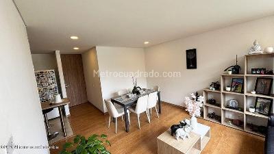Apartamento en venta en Flandes Bajo, La Calera · foto 3 de 18