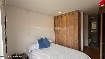Apartamento en venta en Flandes Bajo, La Calera · foto 10 de 18